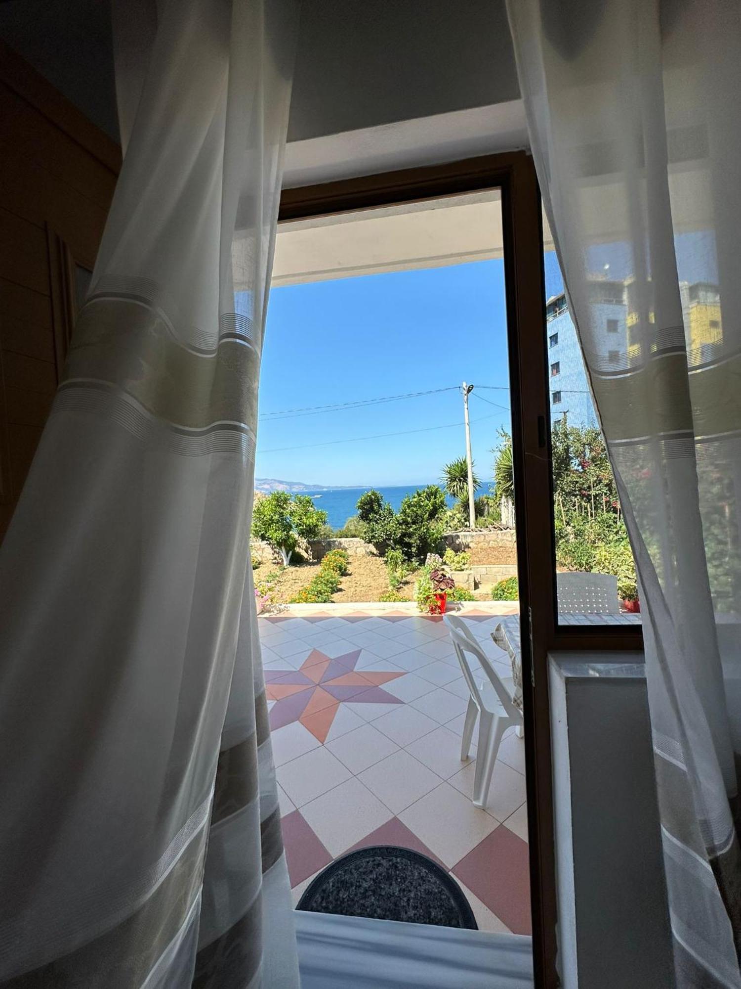 Teo Apartment Sarandë Exterior foto